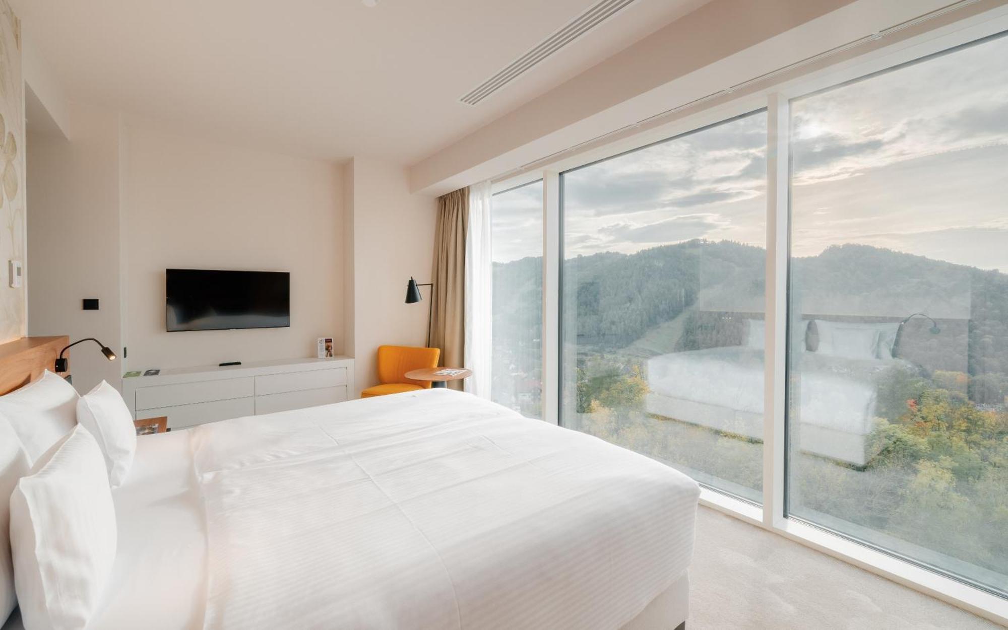 Pieniny Grand Hotel ชซาฟนีซา ภายนอก รูปภาพ